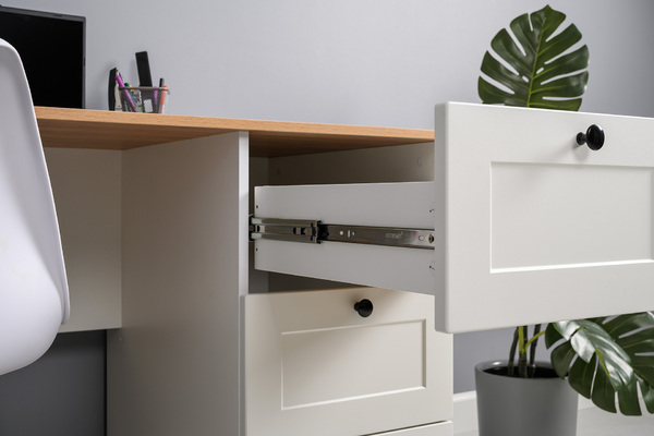 Стол письменный Остин 12.159 белый PE шагрень, дуб золотой CRAFT, белая шагрень 4101 ПВХ, сборка на любую сторону